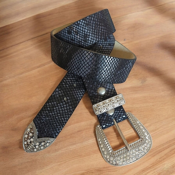 Rhinestone Buckle Snakeskin Print Genuine Leather Belt L/XL 40" Black - Picture 1 of 14